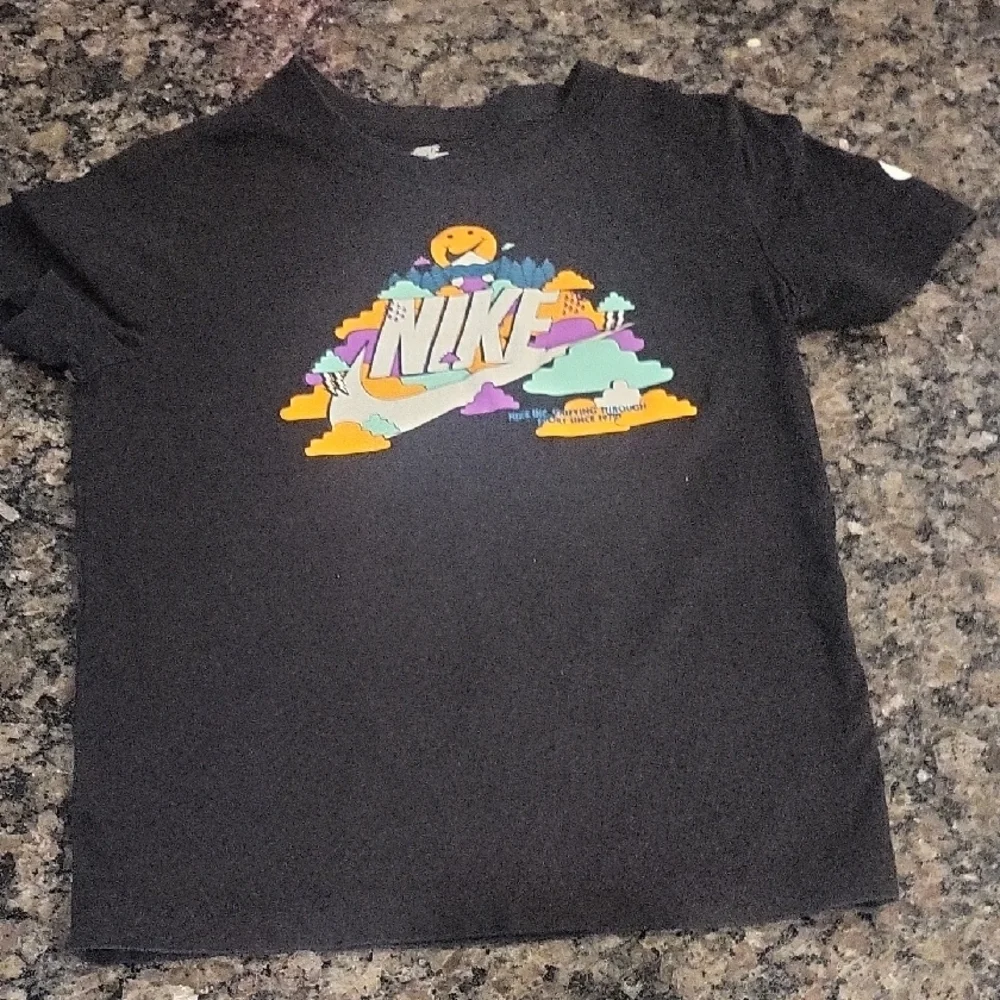 Nike Kids Black Graphic T-Shirt